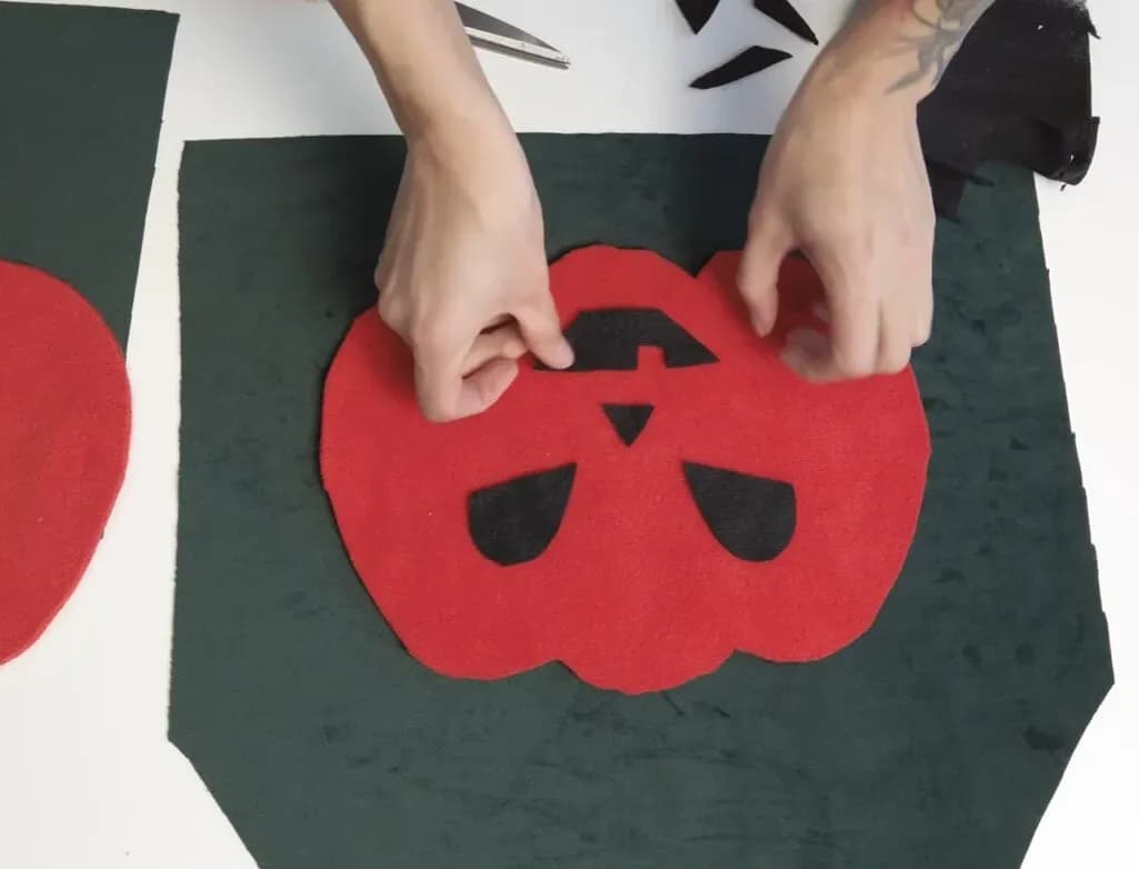 Jak zrobić strój dyni dla dziecka - proste kroki i materiały, które uratują Halloween